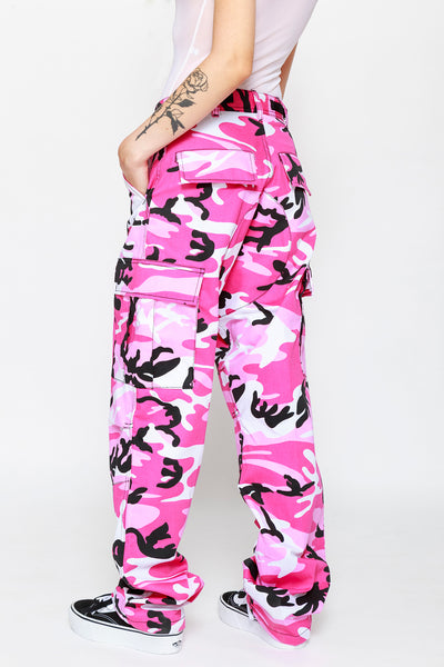 Women's green and pink camo cargo pants